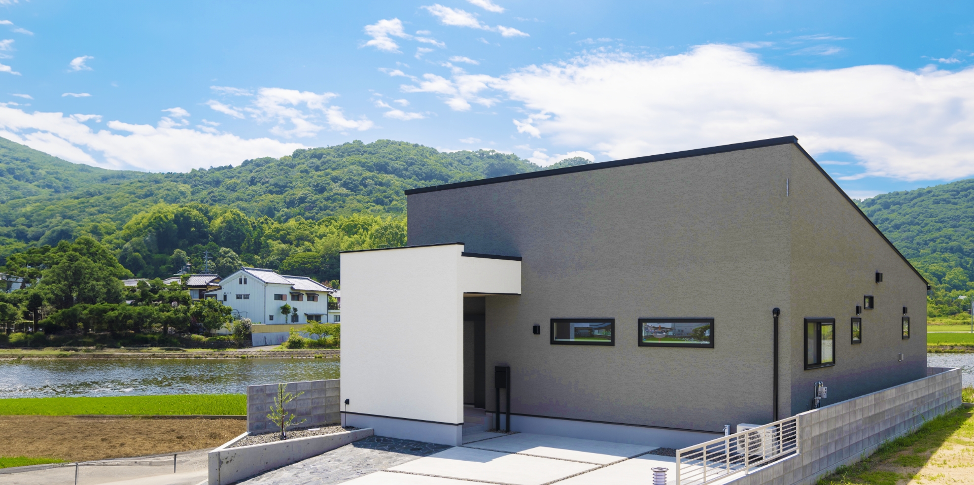 平屋専門店だから建てられる、ずっと暮らせる平屋。